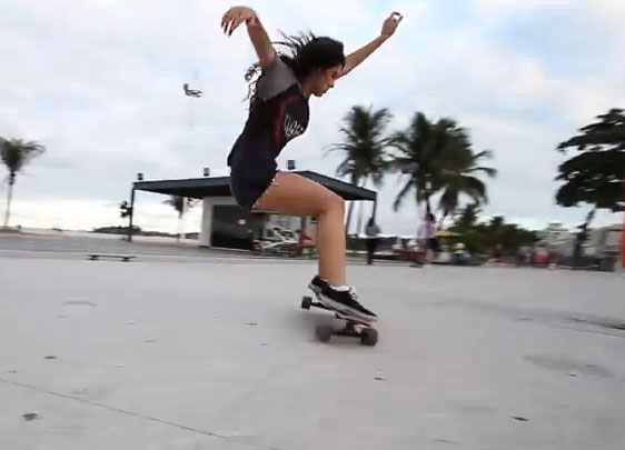 Χορεύοντας πάνω στο skateboard