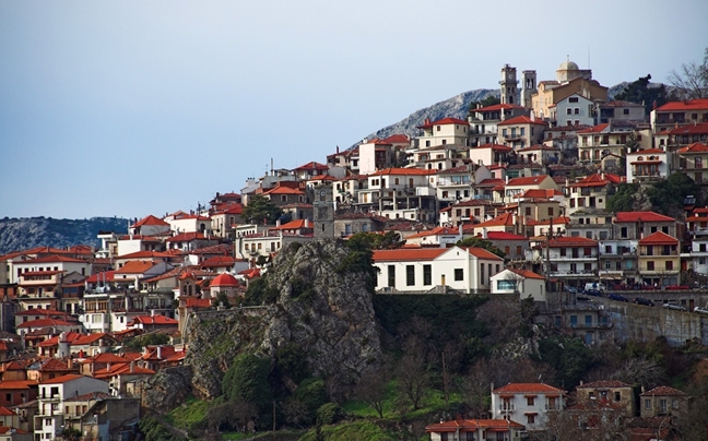 Χειμερινή απόδραση στην κοσμοπολίτικη Αράχωβα