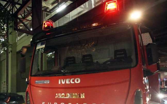 Κάηκε ολοσχερώς λεωφορείο στη Μεταμόρφωση