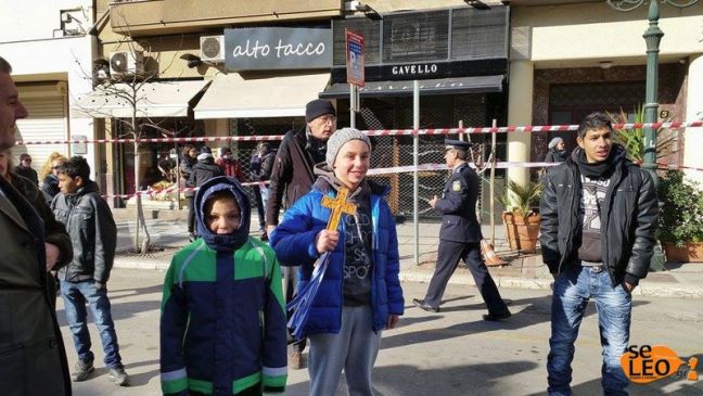 Ένας 13χρονος έπιασε τον σταυρό στη Θεσσαλονίκη