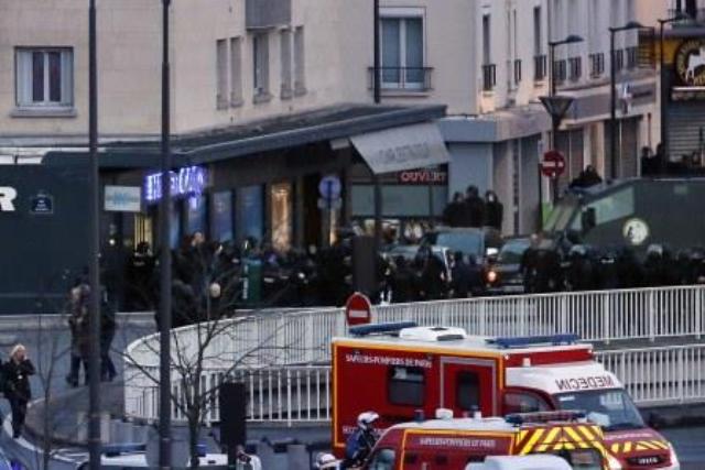 Συλλήψεις 4 υπόπτων για τις επιθέσεις στο Παρίσι
