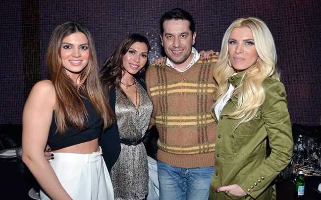 Red Carpet Celebrity nights στο PASAJI!