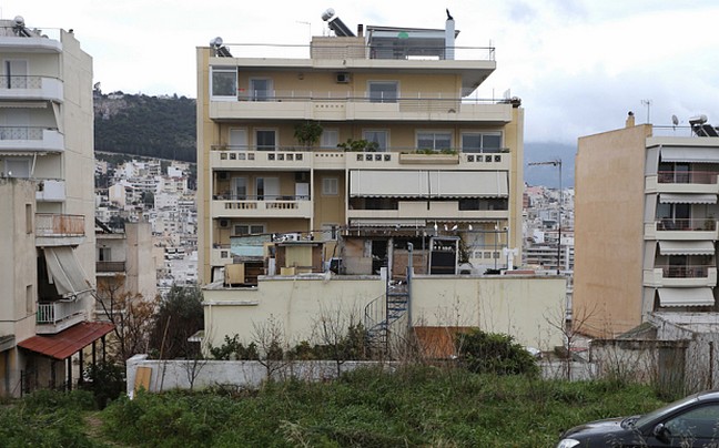 Το left.gr τρολάρει την… μετακόμιση του Τσίπρα
