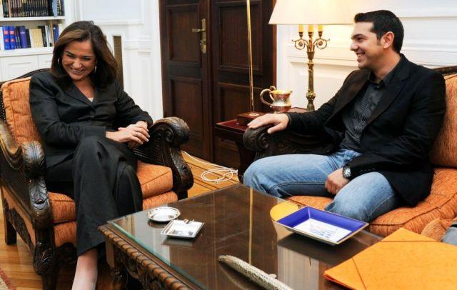Τηλεφωνική επικοινωνία Τσίπρα-Μπακογιάννη