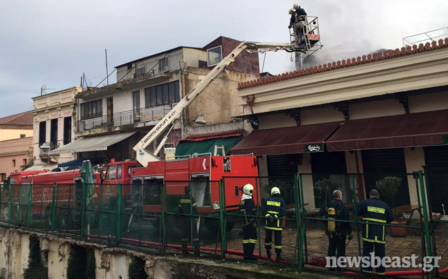 Υπό έλεγχο η φωτιά στο Μοναστηράκι