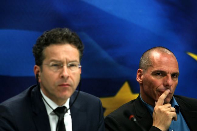 Ο Βαρουφάκης ξηλώνει τον Ντάισελμπλουμ από το Eurogroup