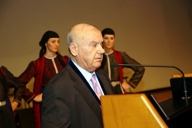 Απεβίωσε ο τραγουδιστής δημοτικών τραγουδιών Αλέκος Κιτσάκης
