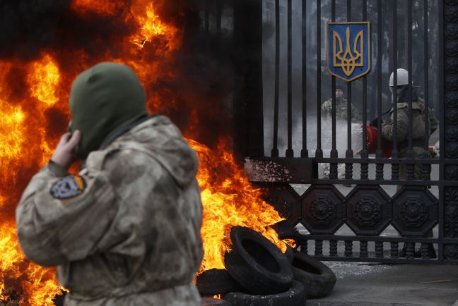 Παράπλευρες απώλειες οι άμαχοι στην Ουκρανία