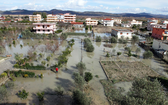 «Βούλιαξε» η Αλβανία