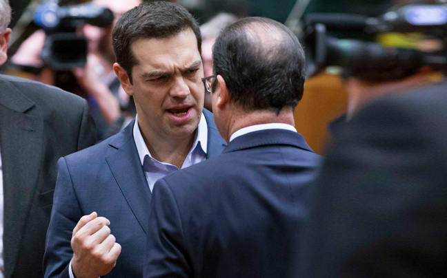 Στήνει… υπουργικό ο Ολάντ στην Αθήνα με το βλέμμα στα «ασημικά»