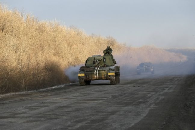 Σχοινοβατεί και πάλι η εκεχειρία στην ανατολική Ουκρανία