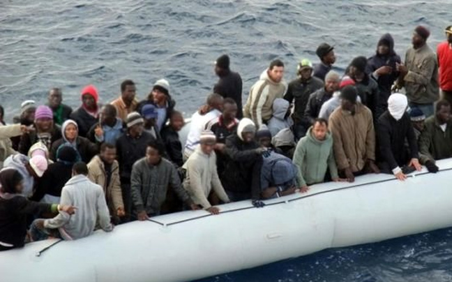 Πάνω από 4.000 μετανάστες διασώθηκαν από τις ιταλικές αρχές