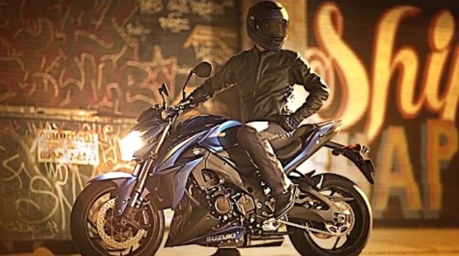 Το Suzuki GSX-S 1000 εν δράσει