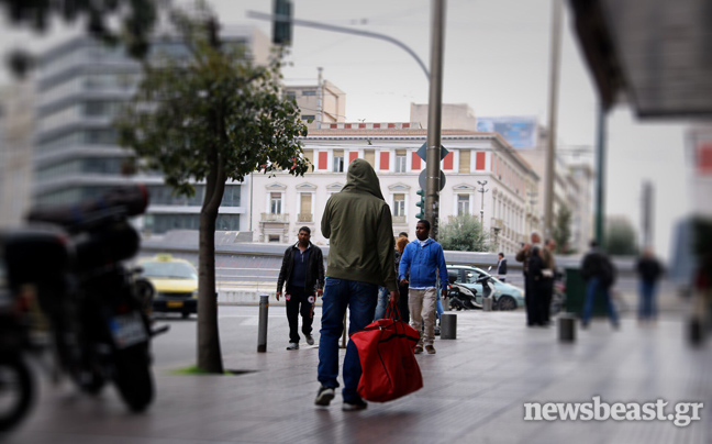 Με πούλμαν από την Αμυγδαλέζα στην Ομόνοια