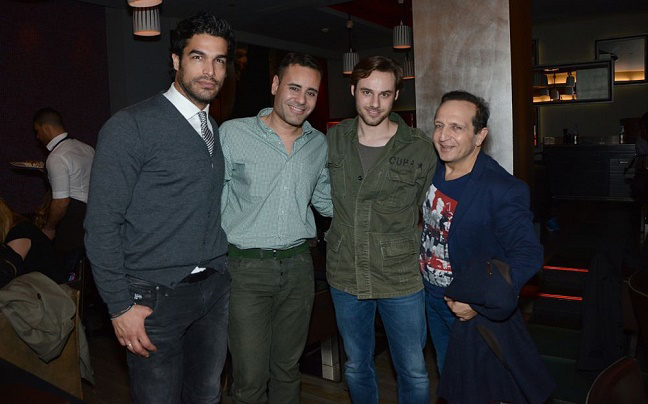 Red Carpet Dinner Parties στο Pasaji