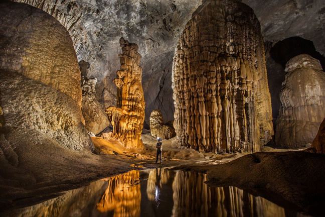 Εικόνες από το μεγαλύτερο σπήλαιο του κόσμου
