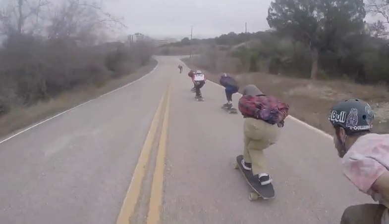 Όσο περισσότεροι στο skateboard τόσο το χειρότερο