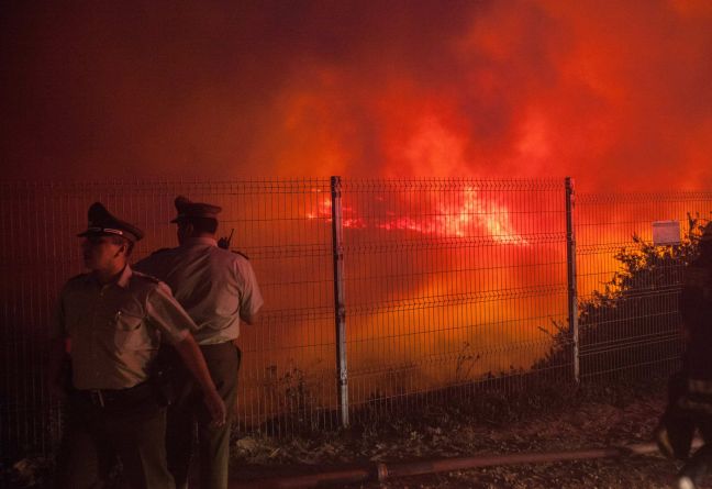 Μαίνεται η πυρκαγιά στη Χιλή
