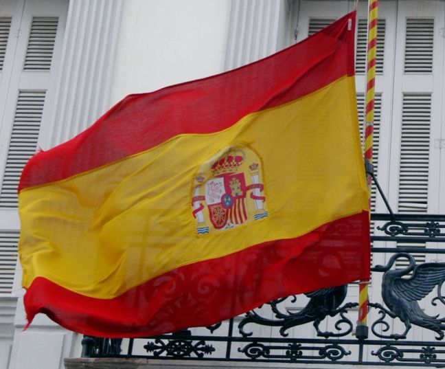 Η κρίση διώχνει τους Ισπανούς από τη χώρα τους