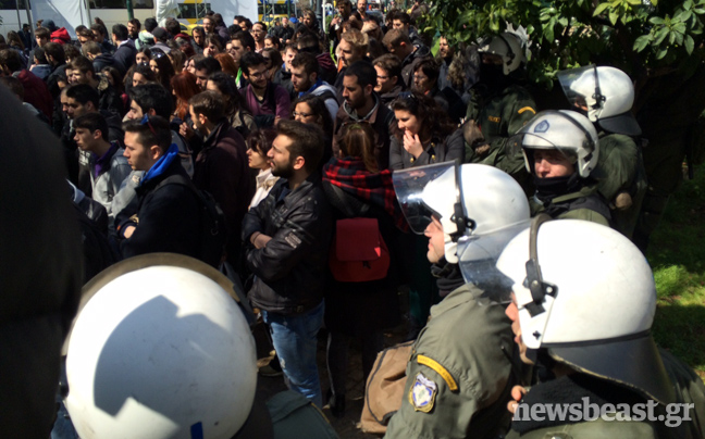 Τι δηλώνουν φοιτητές για την κατάληψη στη Νομική