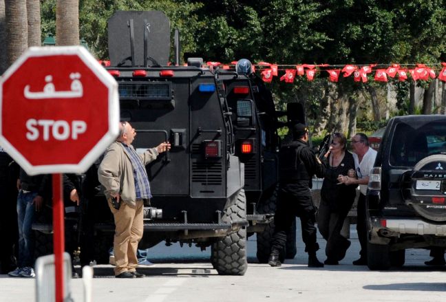 Και τρίτος δράστης στην επίθεση στην Τυνησία