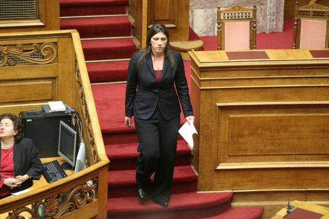 Τι απαντά το υπουργείο Εσωτερικών στις κατηγορίες Θεοχάρη