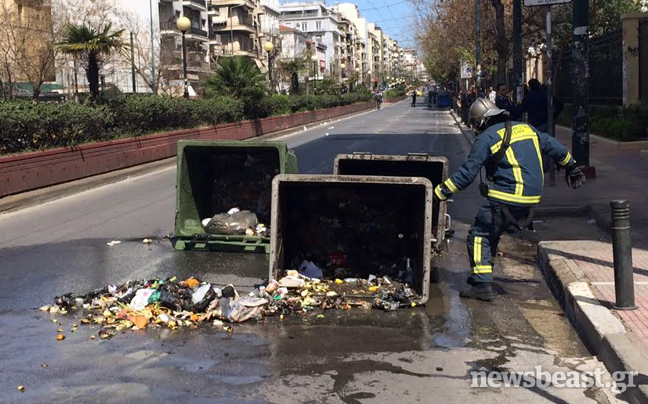 Ένταση και φωτιές στην Πατησίων