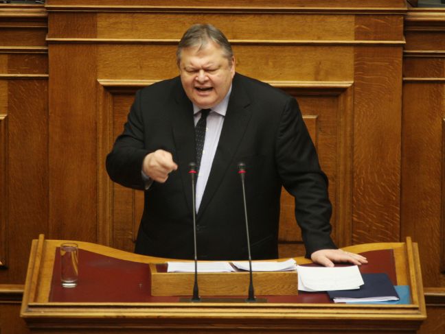 «Μετατρέπετε την χώρα σε παρία της ευρωζώνης»