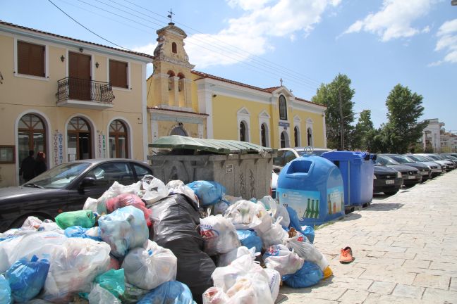 Ανοίγουν τη Δευτέρα τα σχολεία στον Πύργο