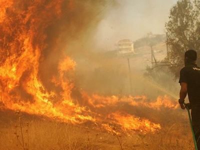 Πυρκαγιά μέσα στα διυλιστήρια Ασπροπύργου