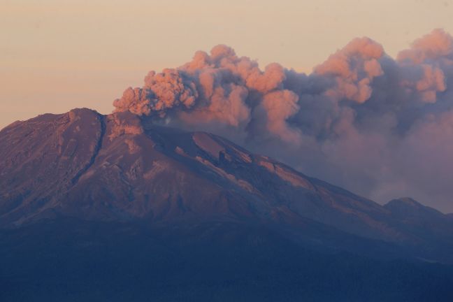 Ενεργοποιήθηκε ξανά το ηφαίστειο Καλμπούκο στη Χιλή