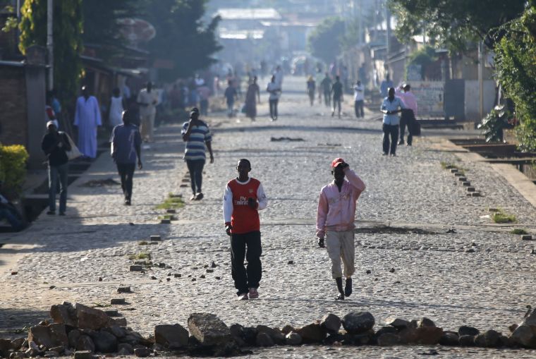 Πυρά και μάχες στο Μπουρούντι