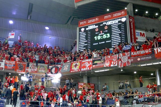 Το ερυθρόλευκο γλέντι στο Palacio de Deportes