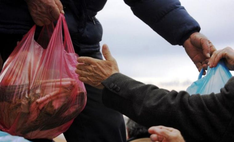 Πάνω από 26.000 οι αιτήσεις στη Θεσσαλονίκη για την ανθρωπιστική κρίση