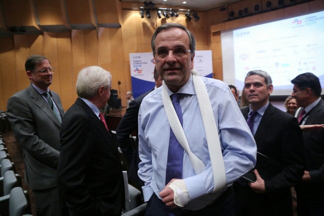 Η «ντρίπλα» Σαμαρά στους διαφωνούντες του κόμματος