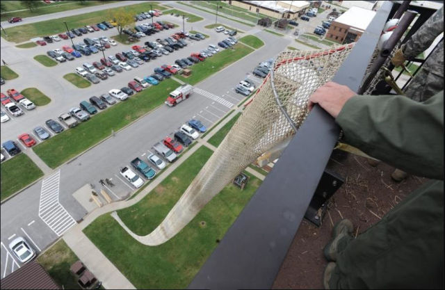 Μια πολύ extreme έξοδος κινδύνου