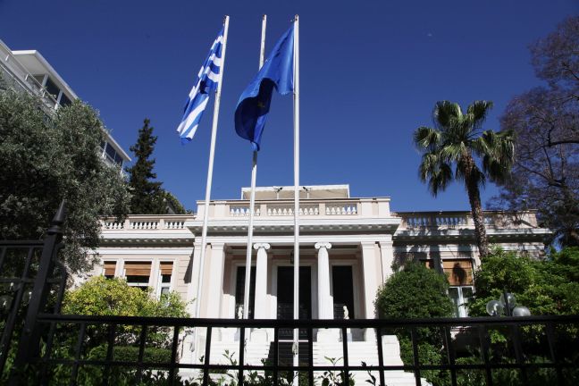 Μαξίμου: Η ελληνική κυβέρνηση είναι ανοιχτή στην επανάληψη των διαπραγματεύσεων
