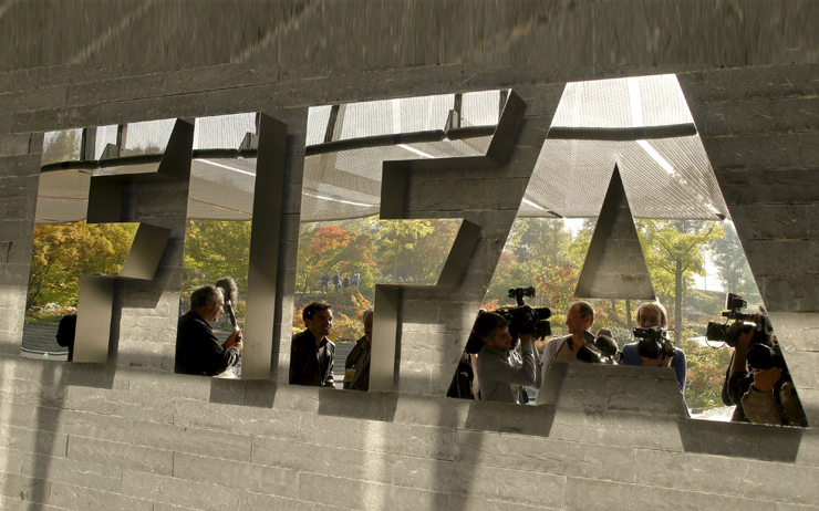 Η FIFA εκλέγει πρόεδρο στη σκιά του σκανδάλου διαφθοράς