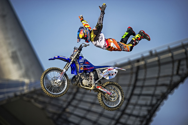 Το ρόστερ των 12 αναβατών για το Red Bull X-Fighters