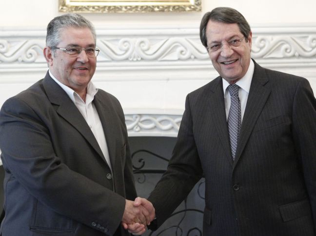 Στη Λευκωσία ο γγ του ΚΚΕ