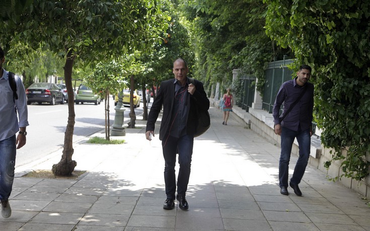 Στο Μαξίμου ο Βαρουφάκης