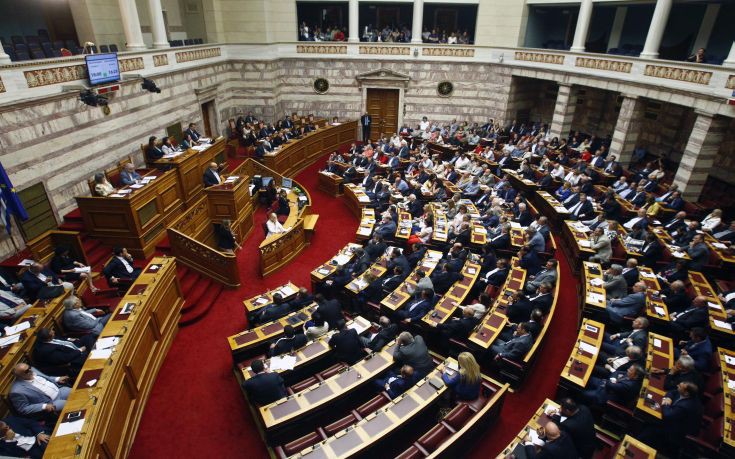 Έγκριση στην κυβέρνηση να διαπραγματευθεί παρείχαν οι κοινοβουλευτικές επιτροπές