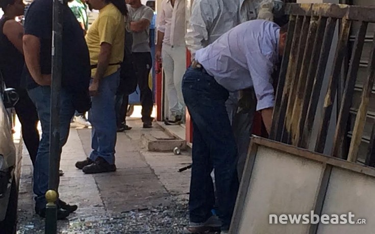 EKRAHSDNAM4 EKRAHSDNAM4