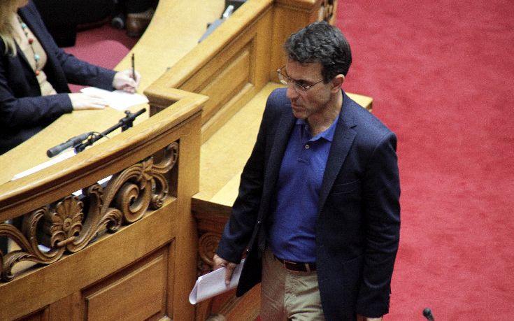 Λαπαβίτσας: Εκτός των ψηφοδελτίων του ΣΥΡΙΖΑ αν πάμε σε μνημόνιο