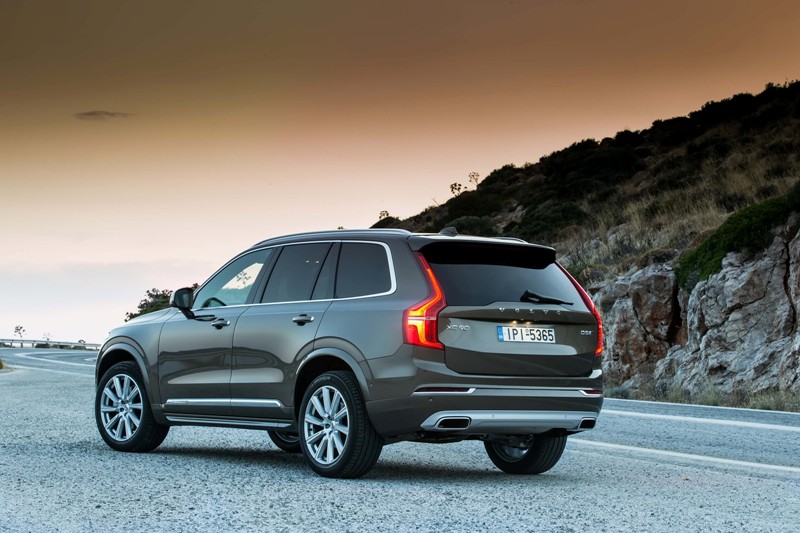 Οδηγούμε το Volvo XC90 στην Ελλάδα