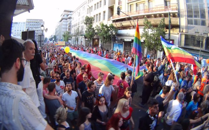 Ξεκίνησε η παρέλαση του Athens Pride