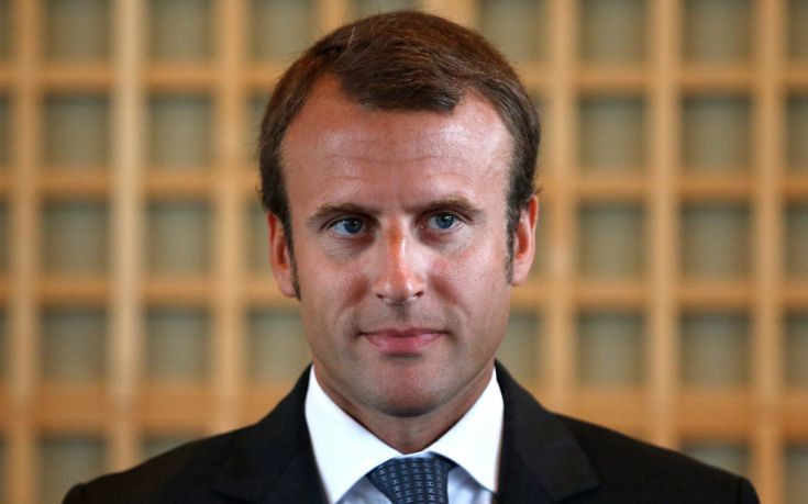 Υποψήφιος για τη γαλλική προεδρία ο Εμανουέλ Μακρόν