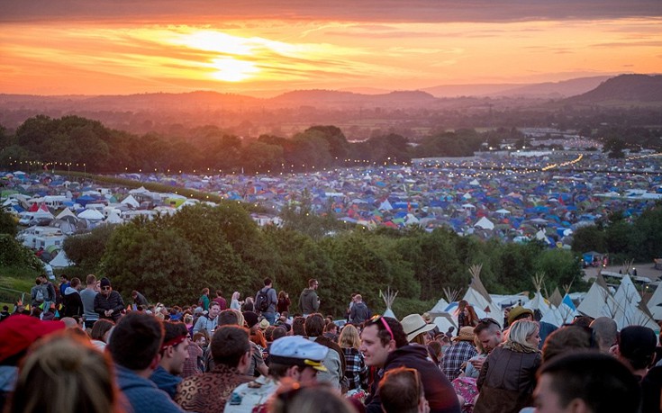 Όλα έτοιμα για τη μουσική πανδαισία του Glastonbury