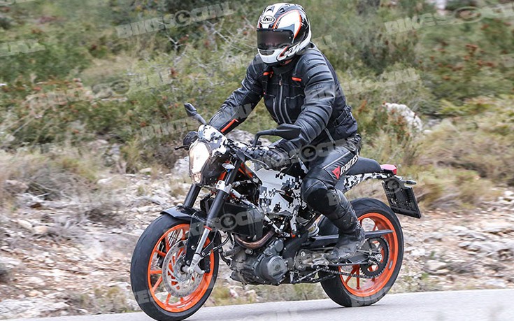 Ο φακός «συνέλαβε» το Husqvarna Vitpilen παραγωγής