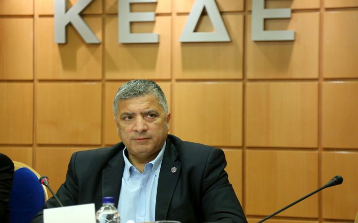 Επίθεση ΚΕΔΕ κατά Βούτση για τα διαθέσιμα των ΟΤΑ